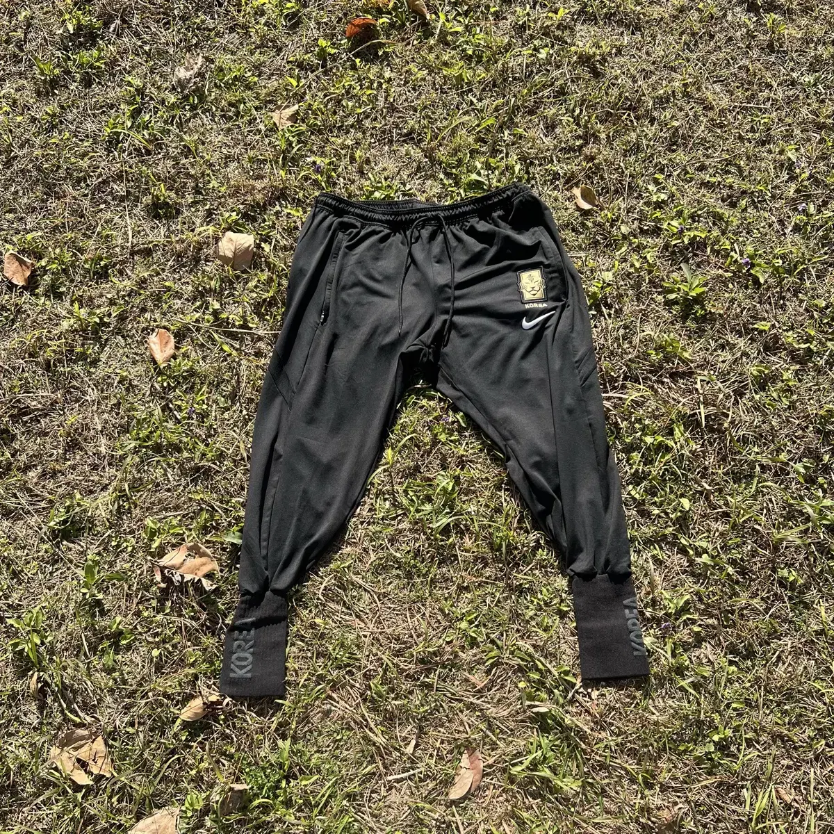 Nike's new national track pants